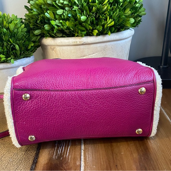 Coach Shearling Bennet Fushia Crossbody Handbag - Picture 11 of 16